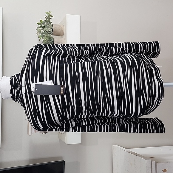 Truth By Republic Zebra Print Long Sleeve Viscose Blend Turtleneck Top NWT - Picture 4 of 8